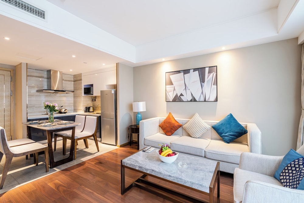 Family Suite, City View