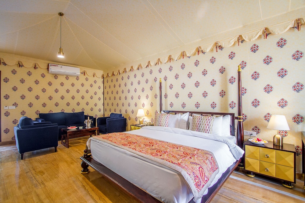 Luxury Tent photo 3