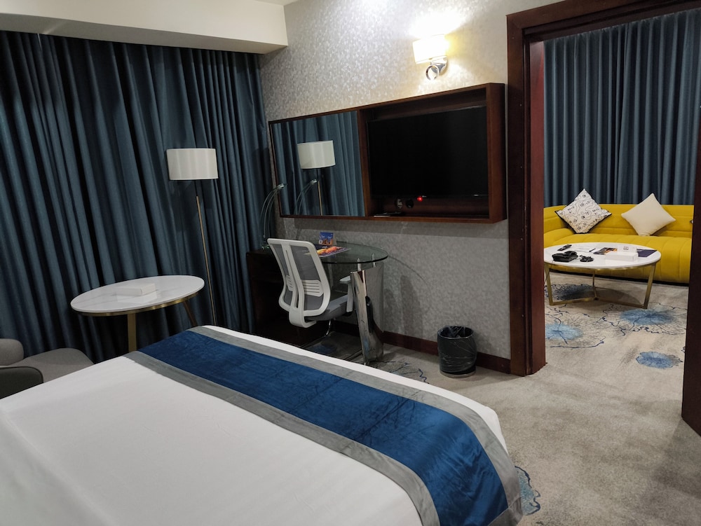Executive Suite