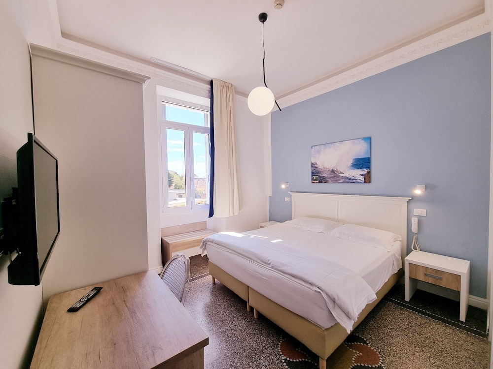 Classic Room - Photo 1