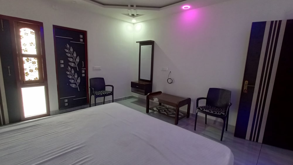 Deluxe Double Room photo 3