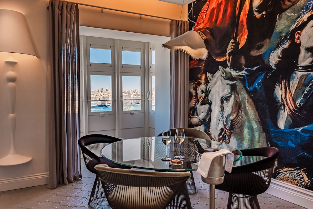 Hideaway Harbour View Suite (Annex) - Photo 4
