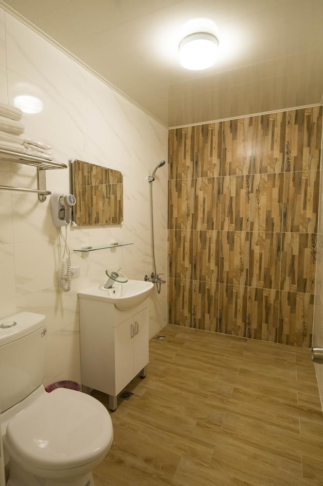 Quadruple Room photo 2