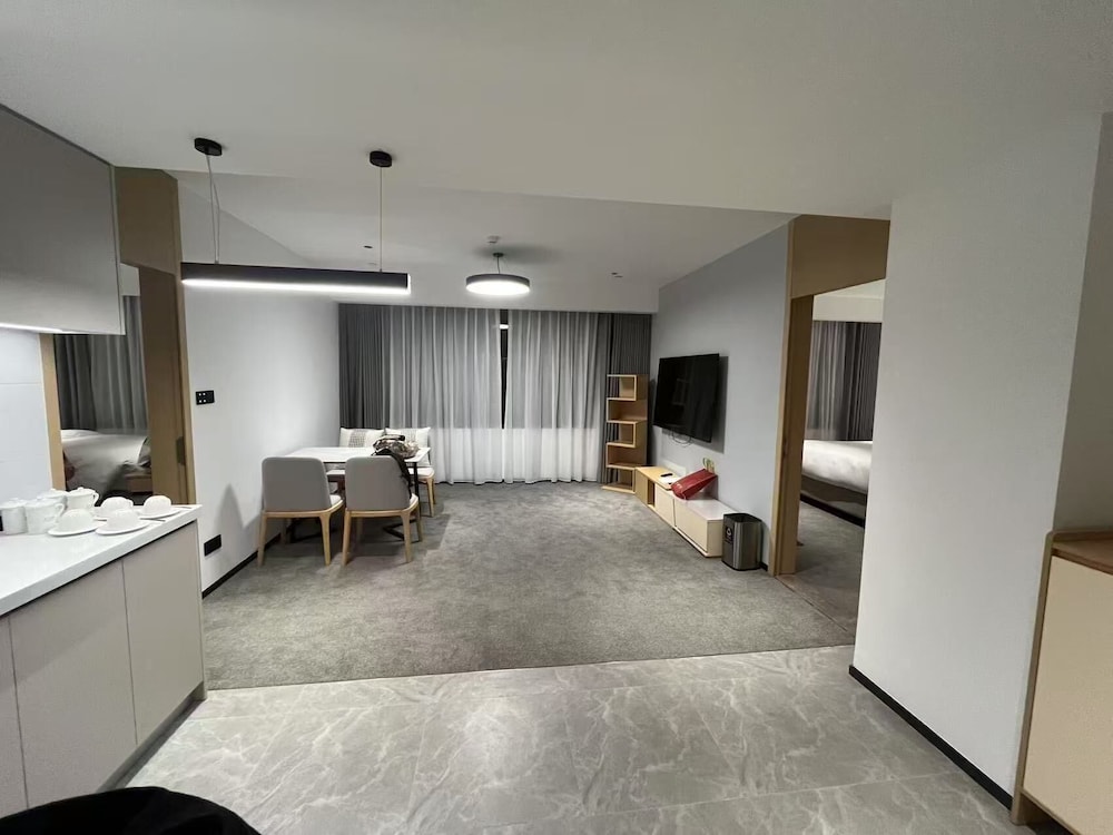Luxury  Apartment  Suite