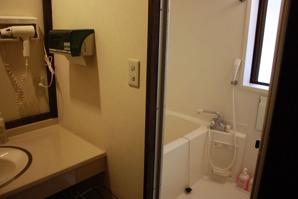 Family Room (Japanese-Style, Private Bathroom) photo 3