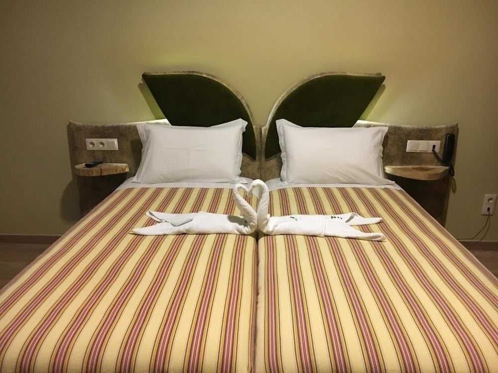 Basic Twin Room