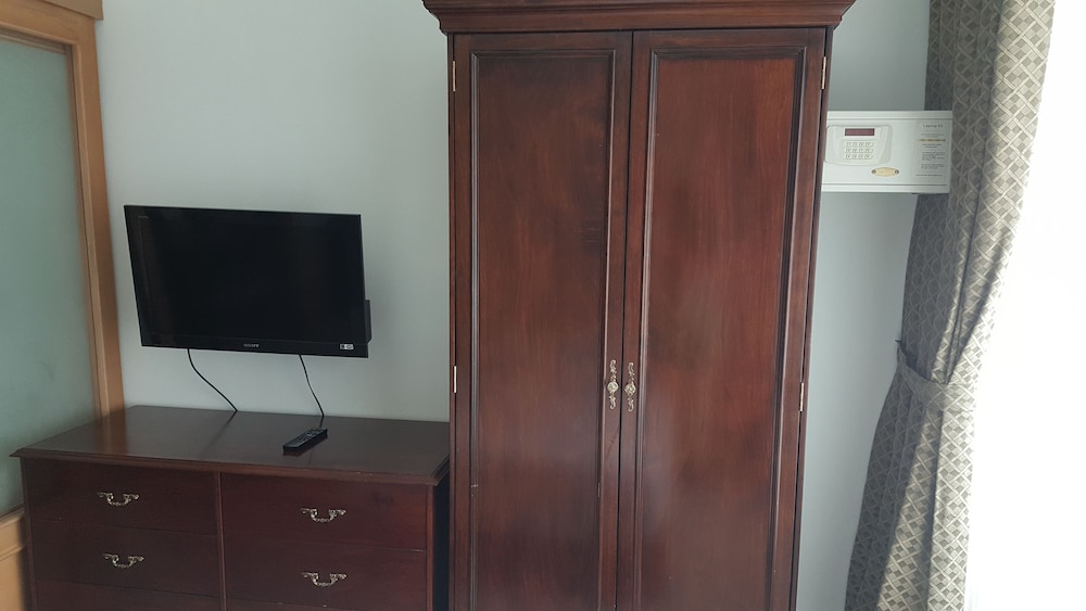 Executive Studio Suite, 1 Bedroom, Non Smoking (Living Room)