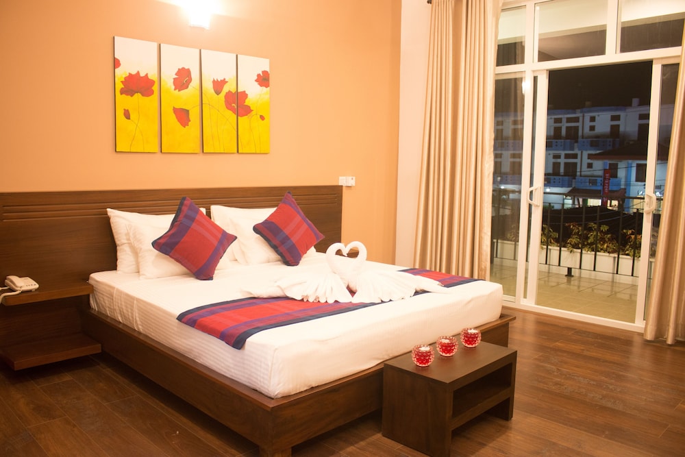 Deluxe Room, Balcony photo 1
