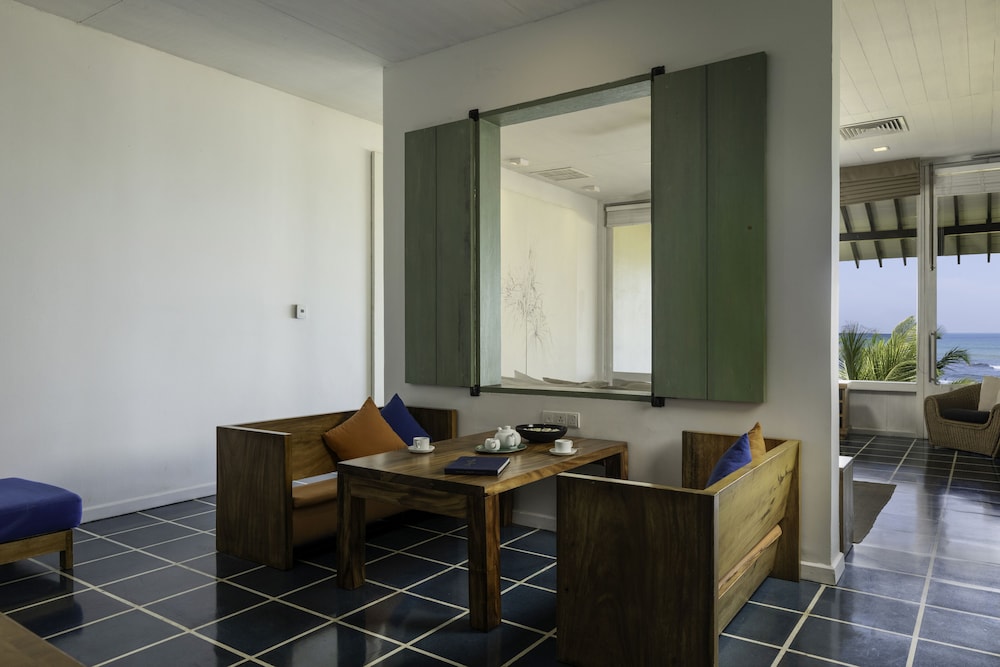 Suite with Sea View - Photo 10