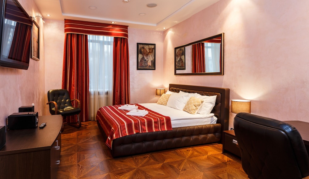 Business Suite photo 2