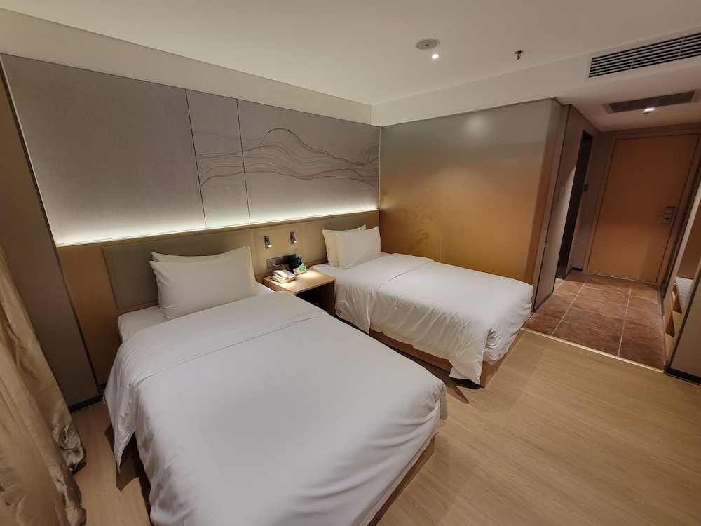 Business Double or Twin Room photo 3