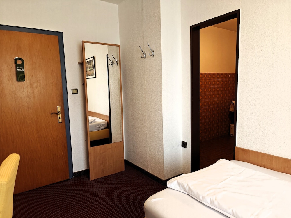 Basic Single Room, Courtyard View photo 2