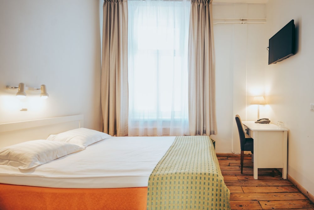 Economy Double Room photo 2