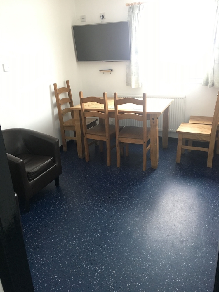 Basic Single Room, Shared Bathroom, Mountain View photo 1