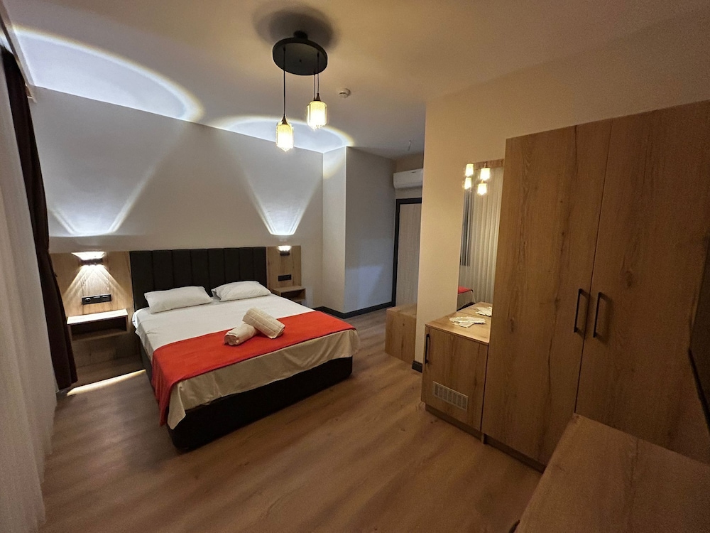 Deluxe Double Room, Balcony, Mountain View