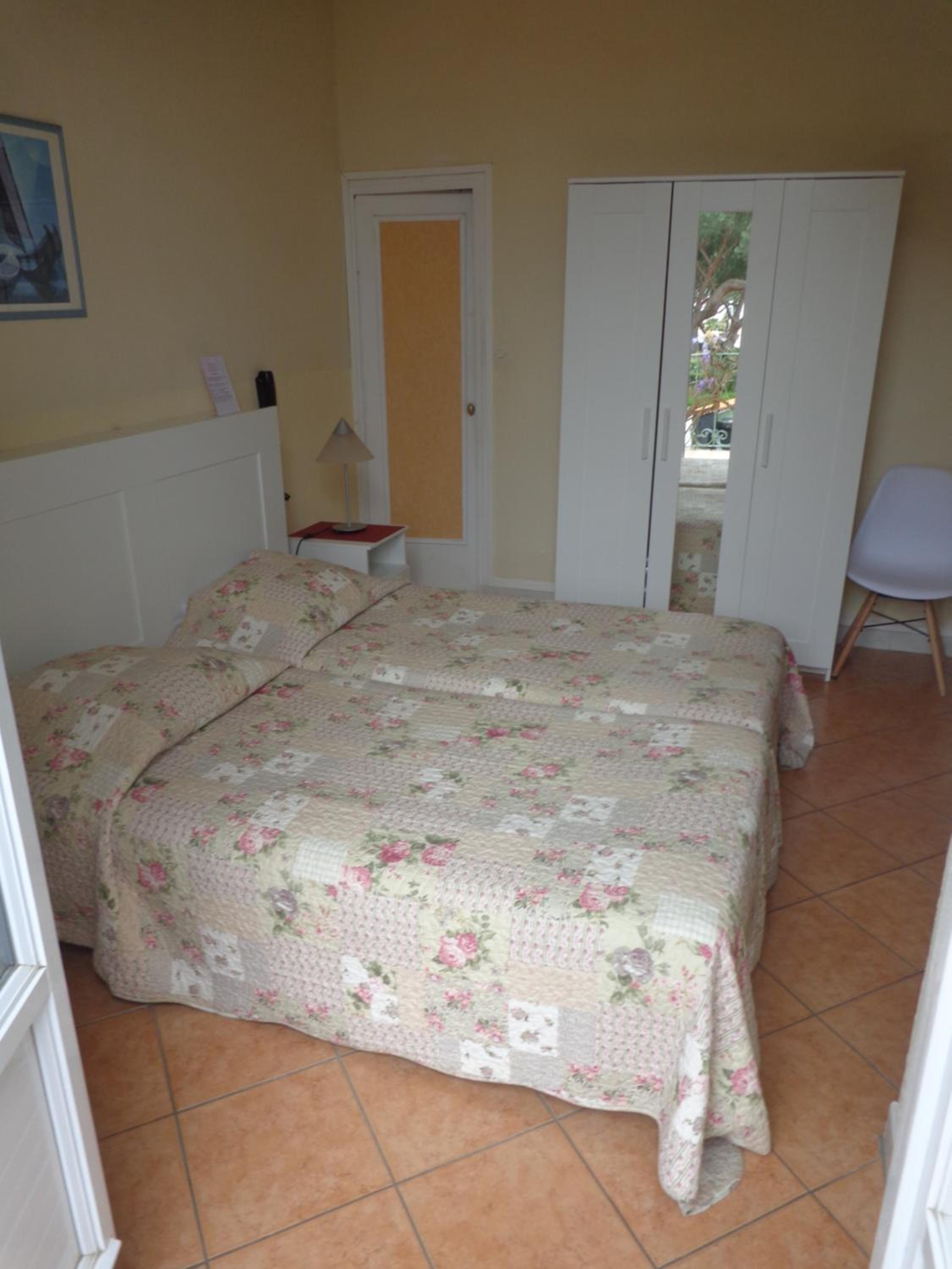 Twin Room with Sea View