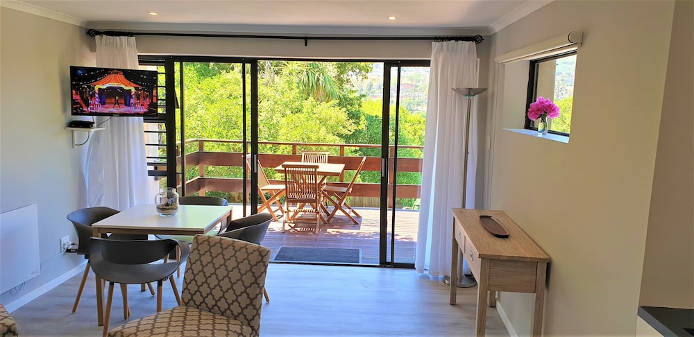 Family Apartment, Kitchen, Poolside photo 3