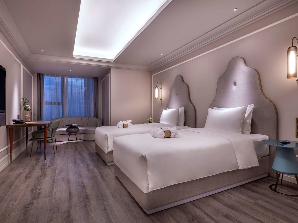 Privilege, Room, 2 Twin Beds