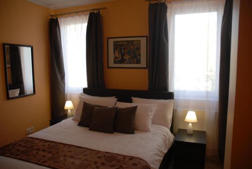 Large Double Room photo 3