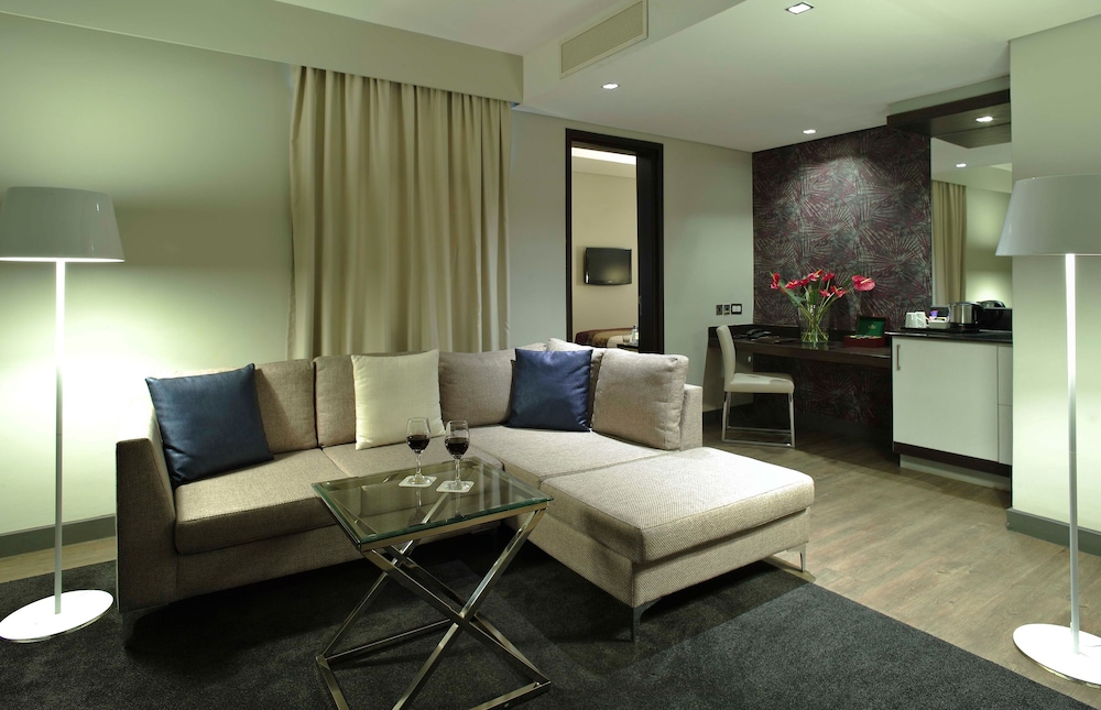 Executive Room - Photo 4