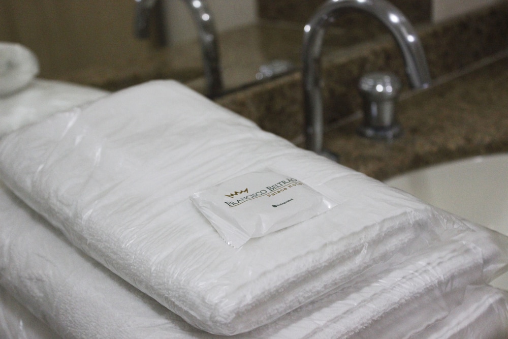 Deluxe Twin Room - Photo 9