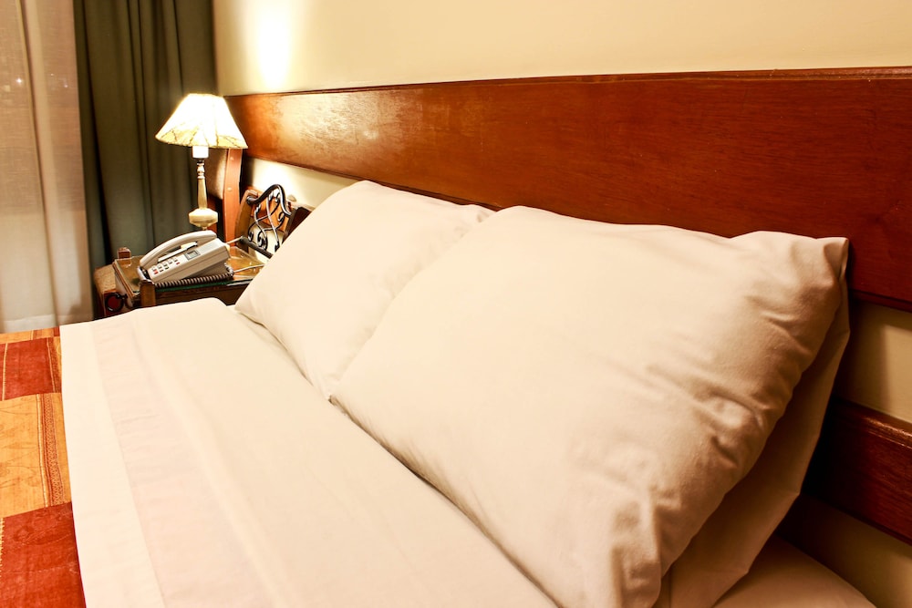 Single Room, 1 Double Bed