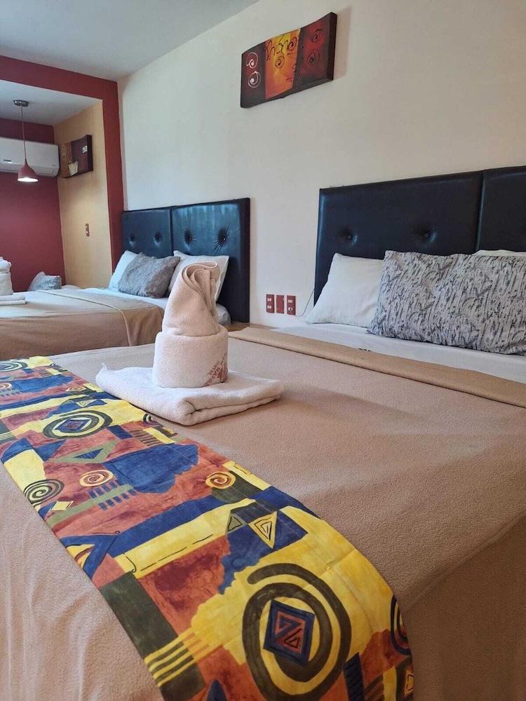 Basic Triple Room photo 3