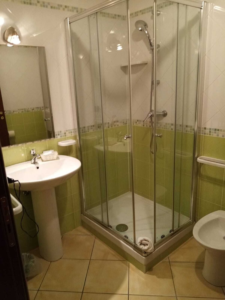Double Room Single Use photo 3