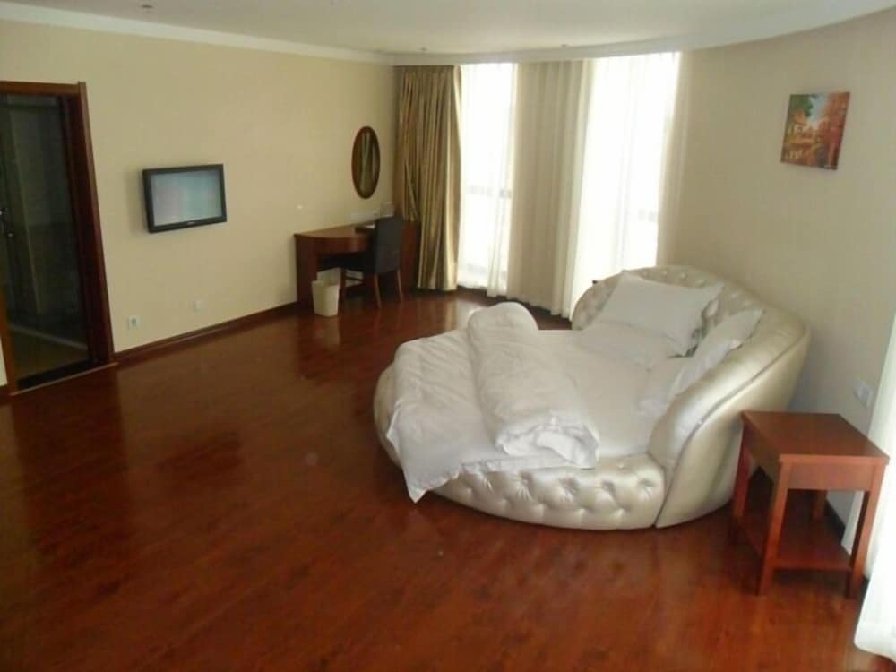 Suite photo 1
