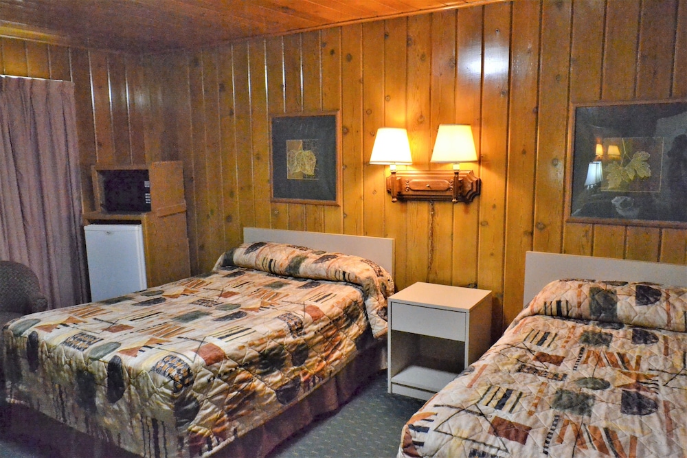 Standard Room, 2 Double Beds, Smoking photo 2