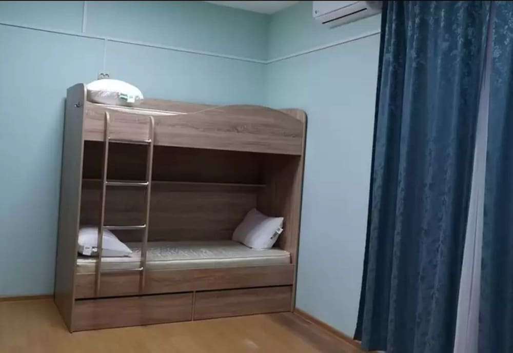 Basic Shared Dormitory, Mixed Dorm (10 Beds) photo 1