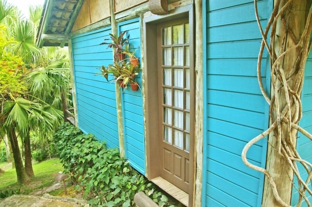 Economy Suite, 1 Bedroom, Microwave, Garden Area photo 2