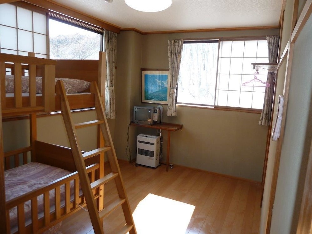 Bunk Bed Room for 3 People [Maximum Stay 6 Nights] photo 2