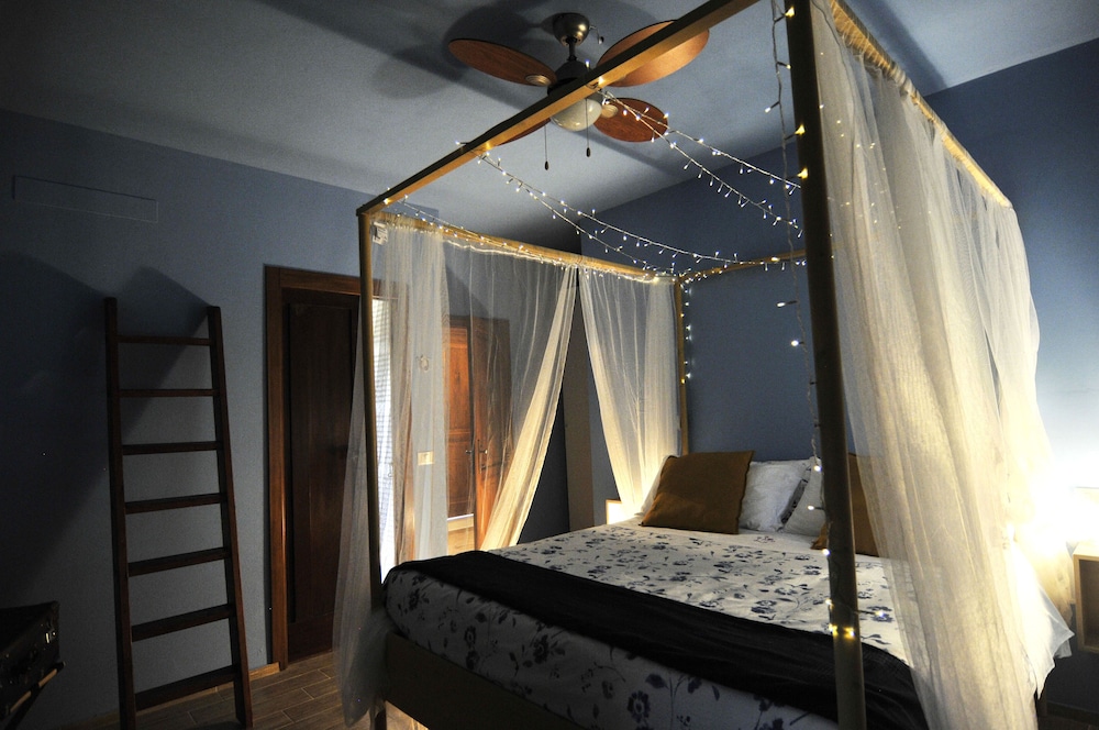 Romantic Room, Sea View