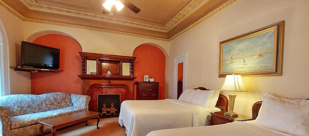Family Quadruple Room photo 1
