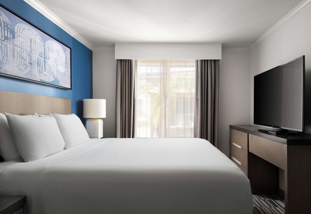 Suite, 1 Bedroom, Accessible, Bathtub - Photo 1