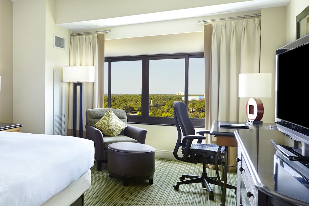 Deluxe Room, Accessible, Bathtub (Parlor)