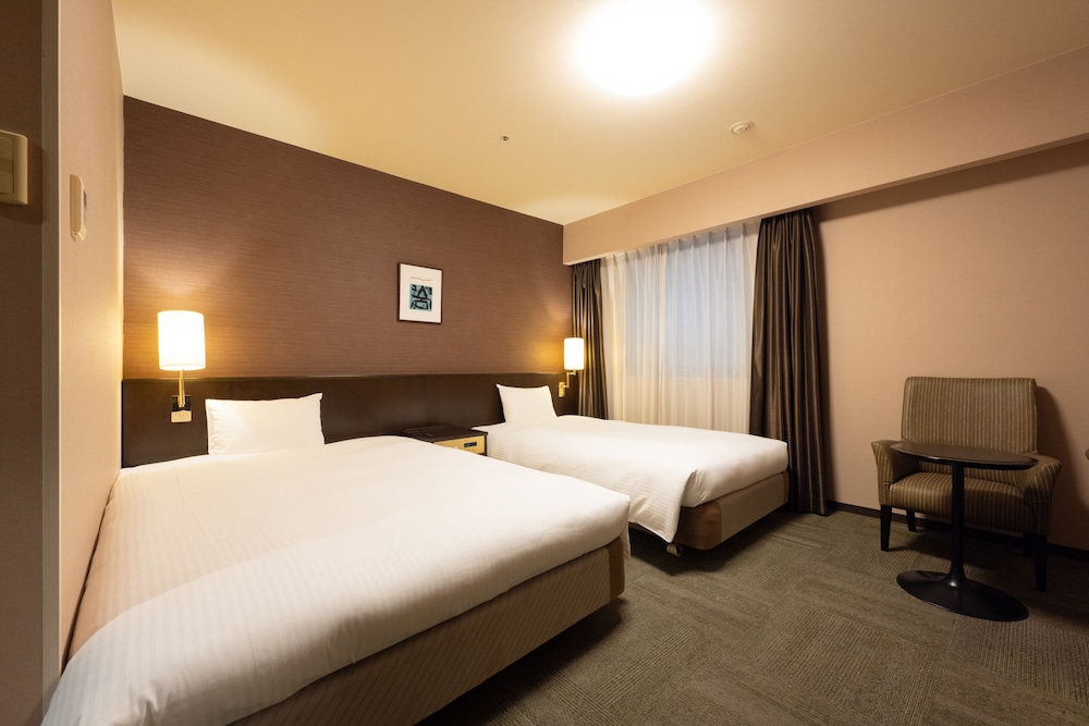 Standard Twin Room - Photo 1