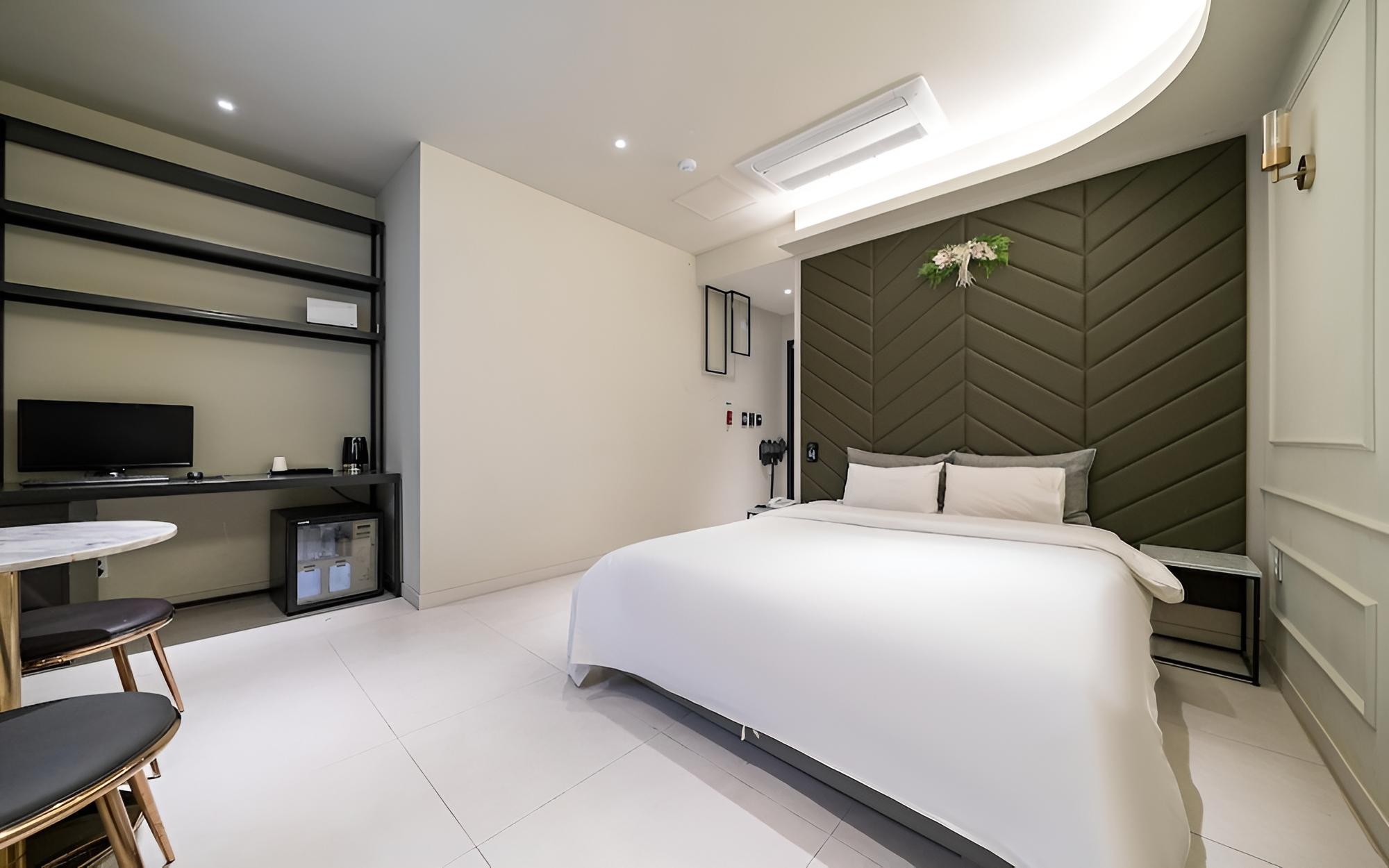 Room (Deluxe room) - Photo 3