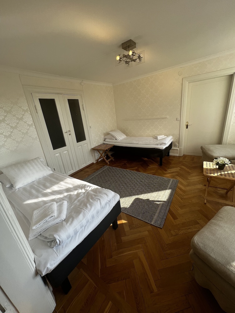 Family Apartment photo 1