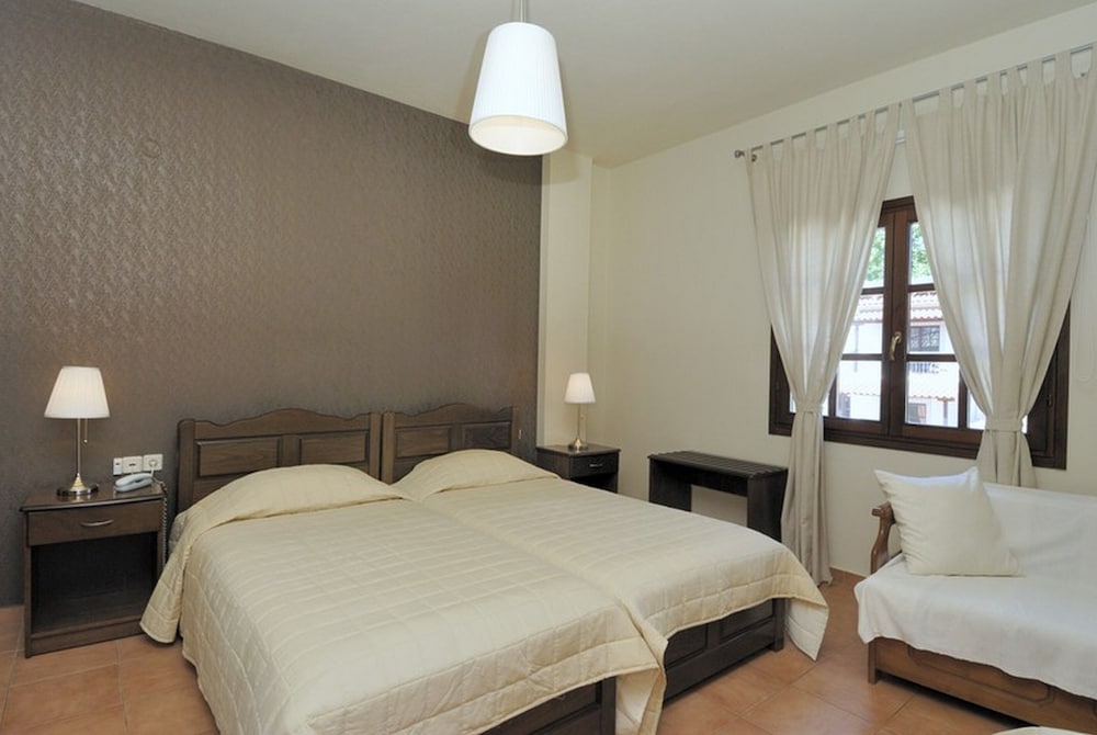 Triple Room, Pool View (first floor)