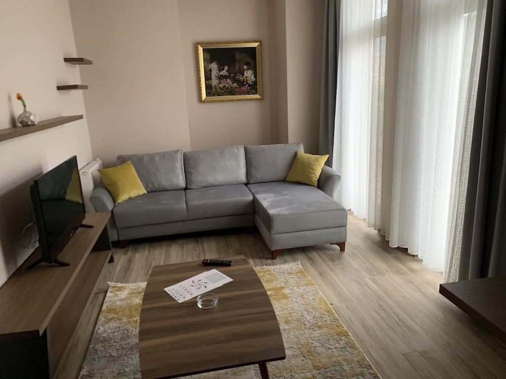 Deluxe Suite photo 2