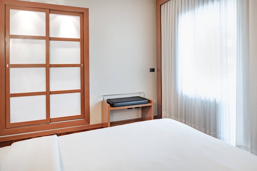 Junior Suite, 1 King Bed