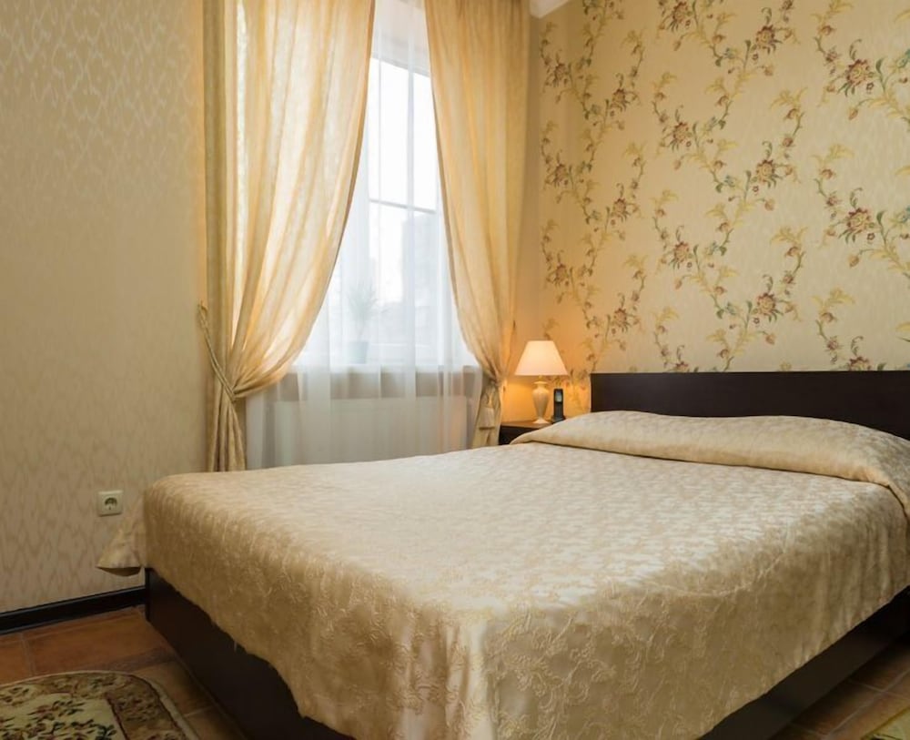 Comfort Double Room, 1 Bedroom, Refrigerator, Courtyard Area photo 1