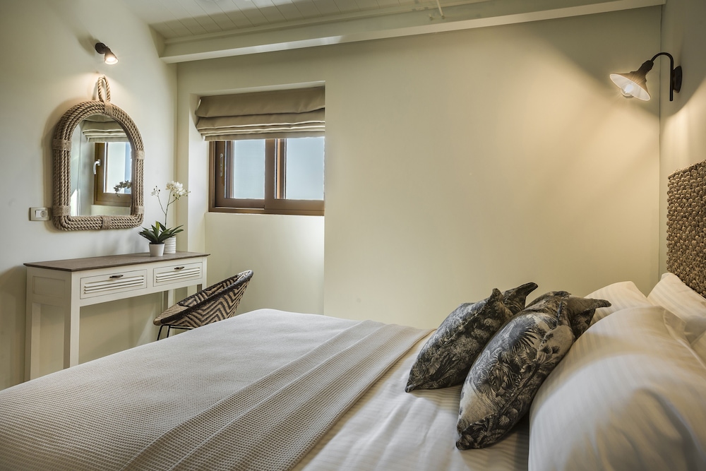 Suite, Sea View - Photo 2