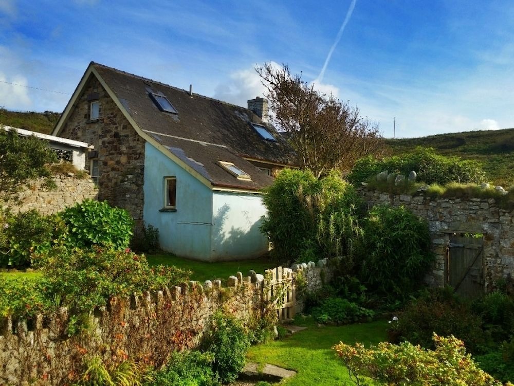 Deluxe Cottage, Private Bathroom, Sea View photo 3