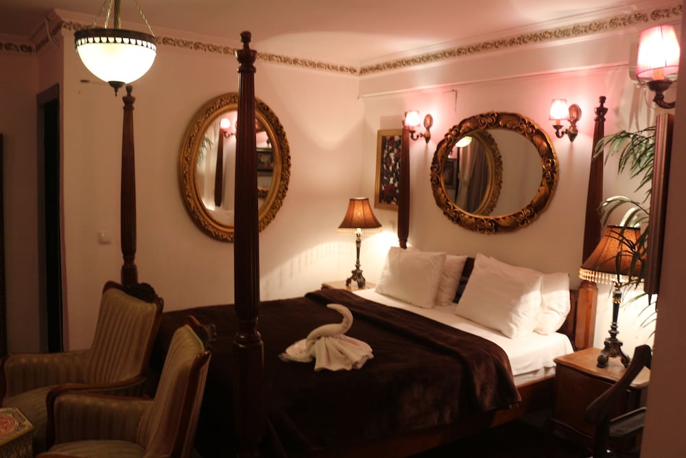 Luxury Double Or Twin Room (Bay Window) photo 3
