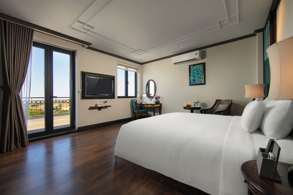 Executive Double Room, City View - Photo 4