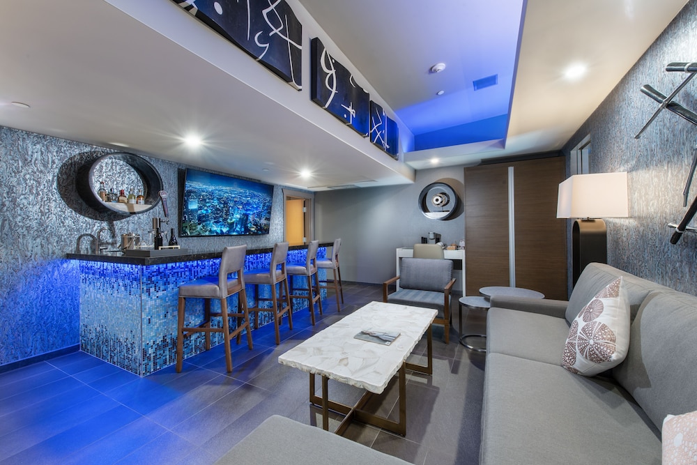 Presidential Penthouse