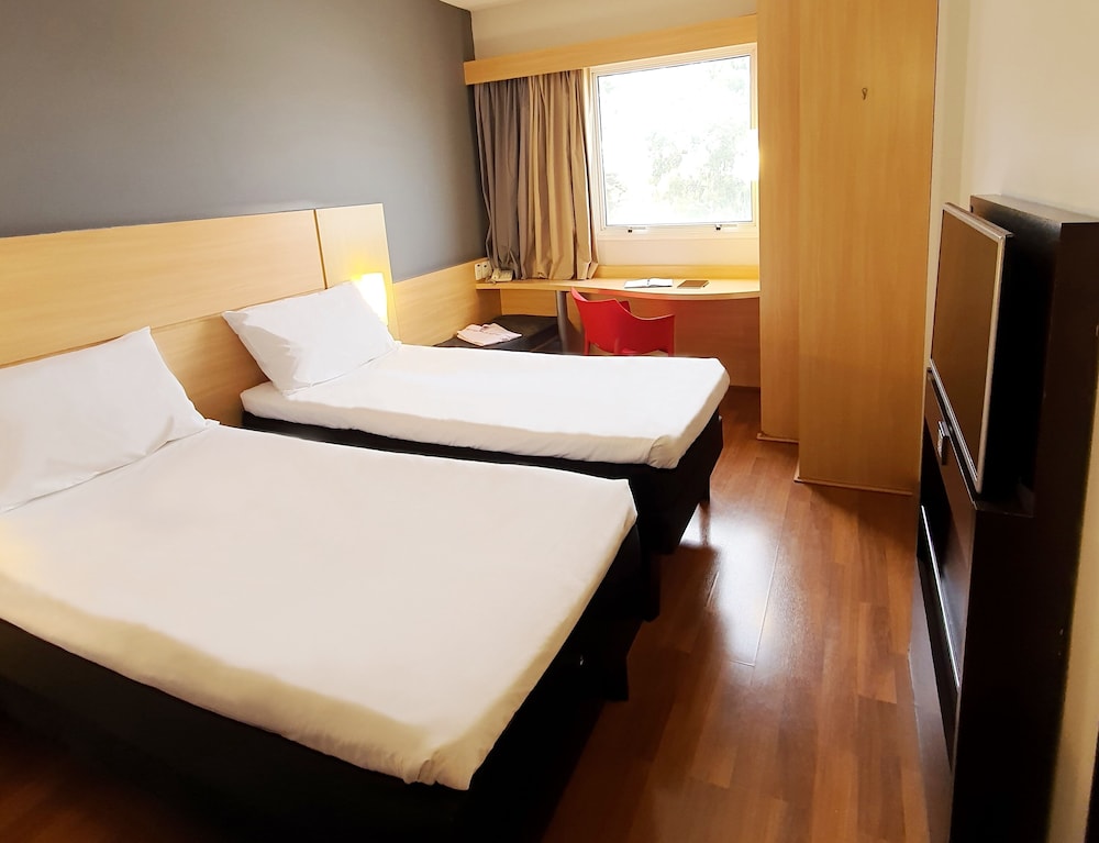 Standard Room, 2 Twin Beds